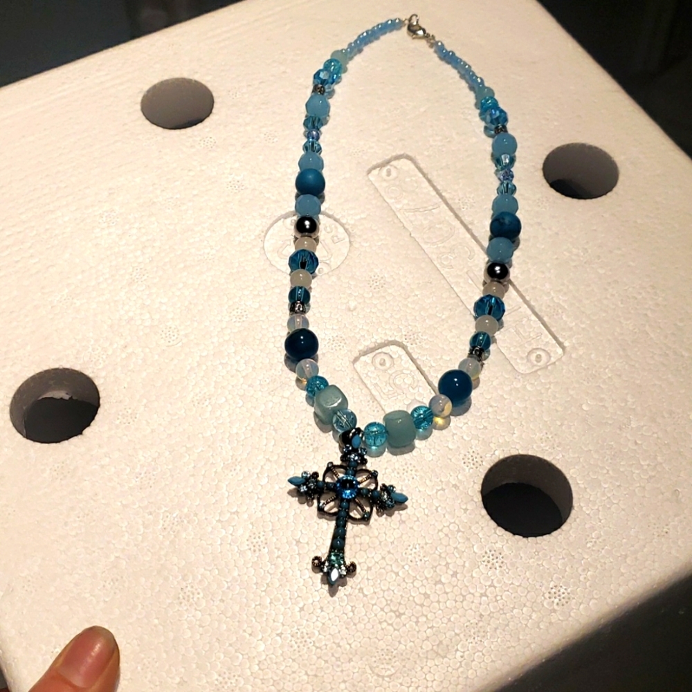 New not used semi precious stone with vintage cross necklace